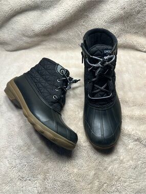 Sperry boots womens size 7